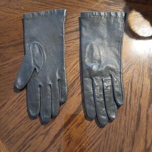 Ladies Gray leather gloves